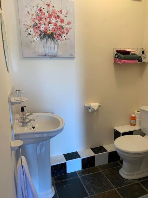 קרלו Cut Limestone Apartment Riverside Lodge מראה חיצוני תמונה